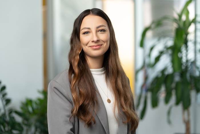 [newContactsFoto/MiriamKrempova.jpg]